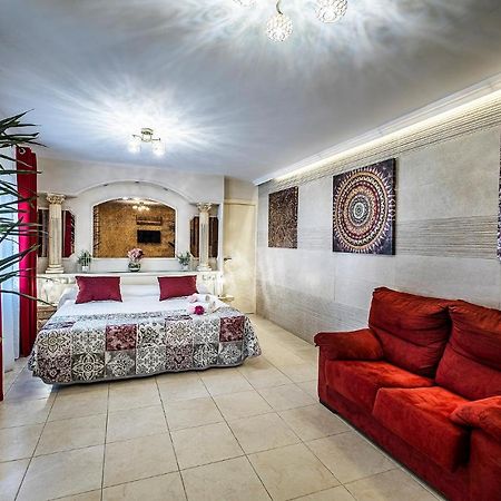 Hotel Gines Exterior photo